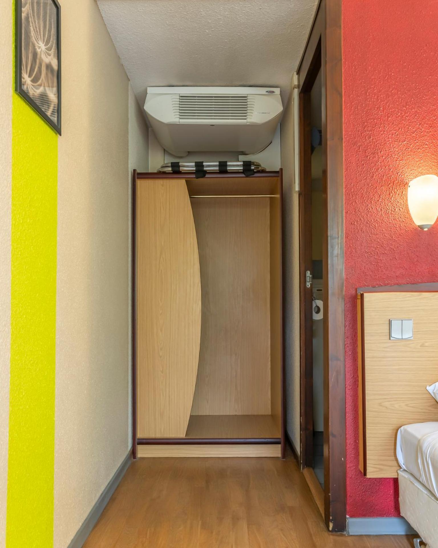Sleep & Go Brugge Hotel Luaran gambar