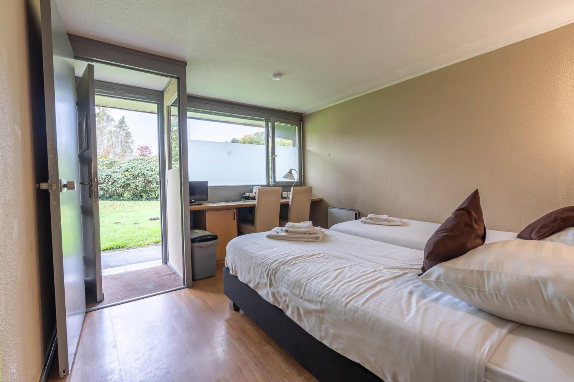 Sleep & Go Brugge Hotel Luaran gambar